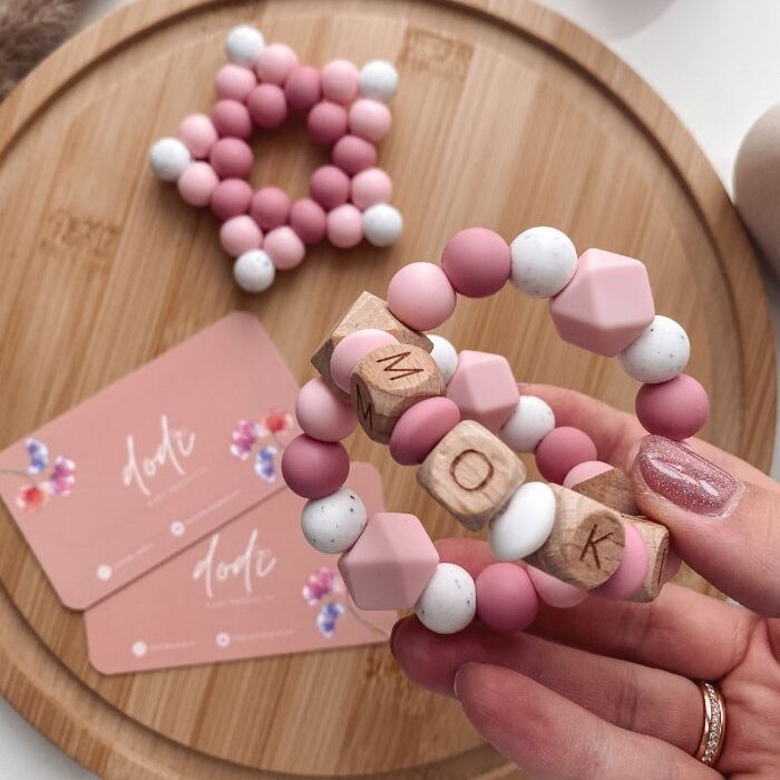 Labdarágóka névvel pink